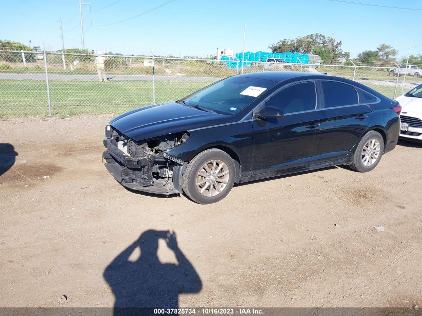 2018 HYUNDAI SONATA SE - 5NPE24AF5JH673932
