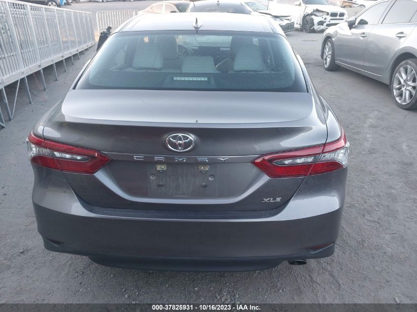 2022 TOYOTA CAMRY XLE - 4T1F11AK4NU708020