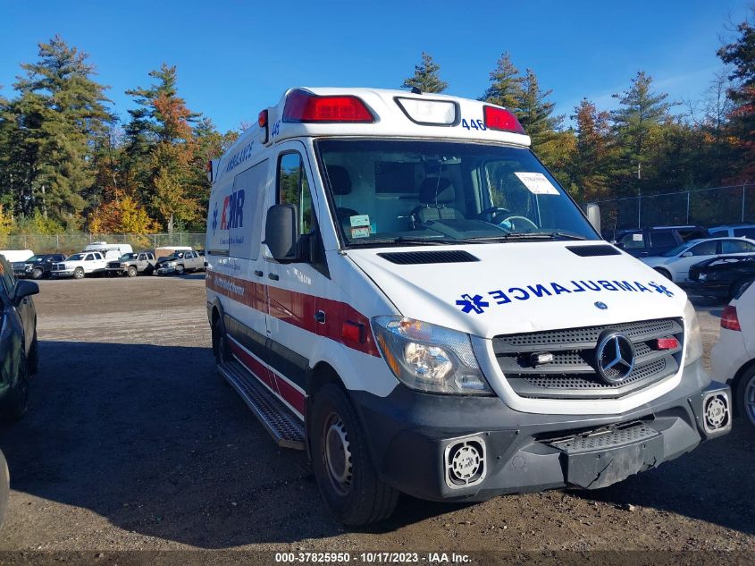 2014 MERCEDES-BENZ SPRINTER CARGO VANS WD3PE7CCXE5909835