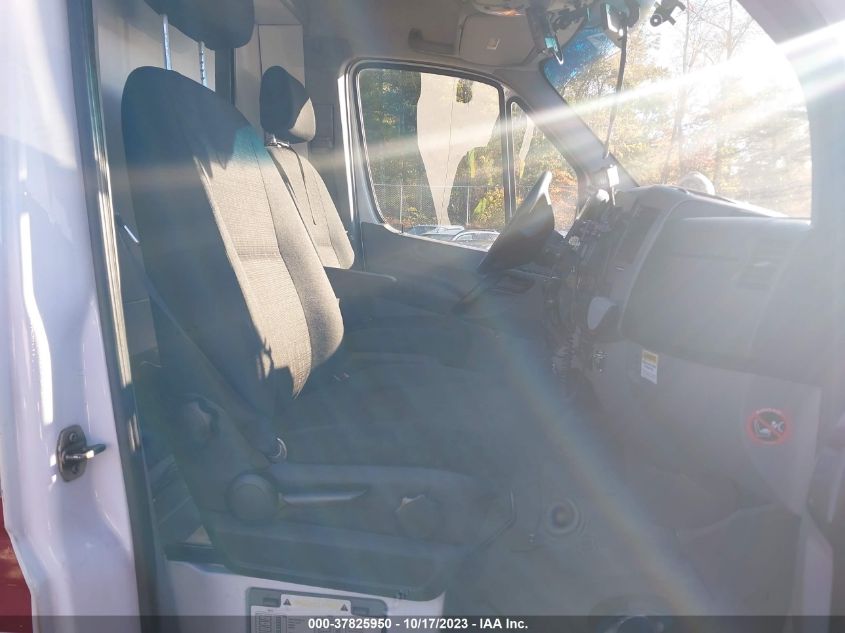 2014 MERCEDES-BENZ SPRINTER CARGO VANS WD3PE7CCXE5909835