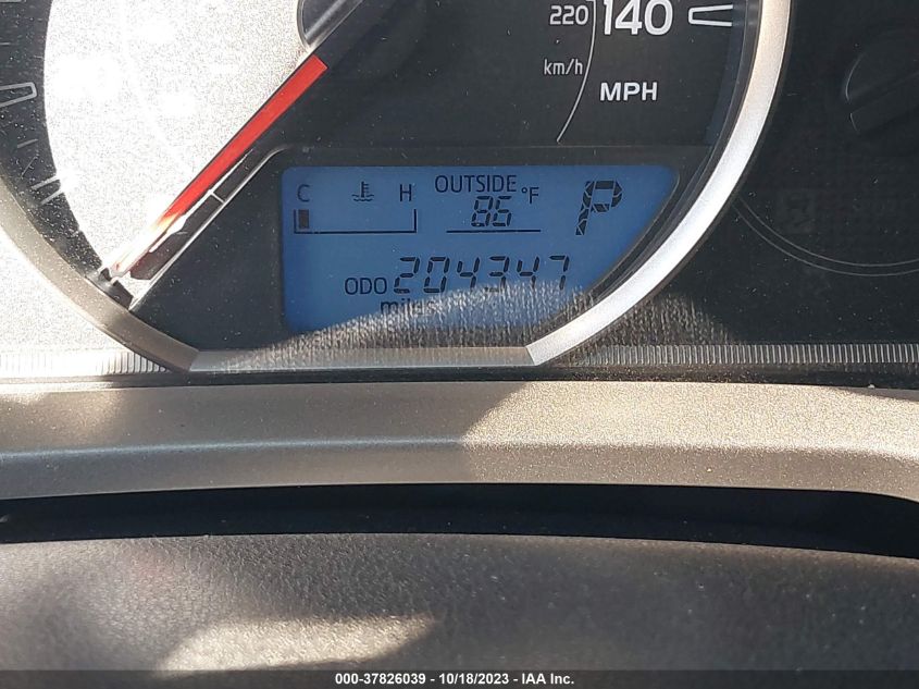 2015 TOYOTA RAV4 XLE - JTMRFREV8FJ014262