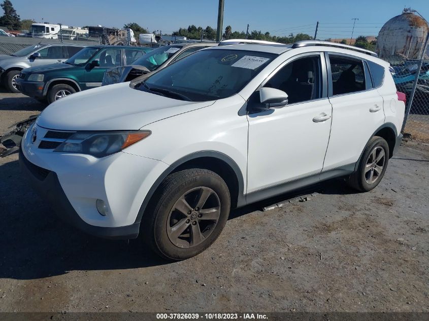 2015 TOYOTA RAV4 XLE - JTMRFREV8FJ014262