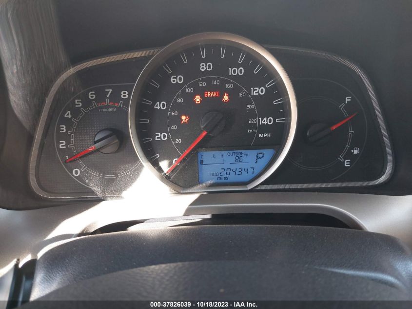 2015 TOYOTA RAV4 XLE - JTMRFREV8FJ014262