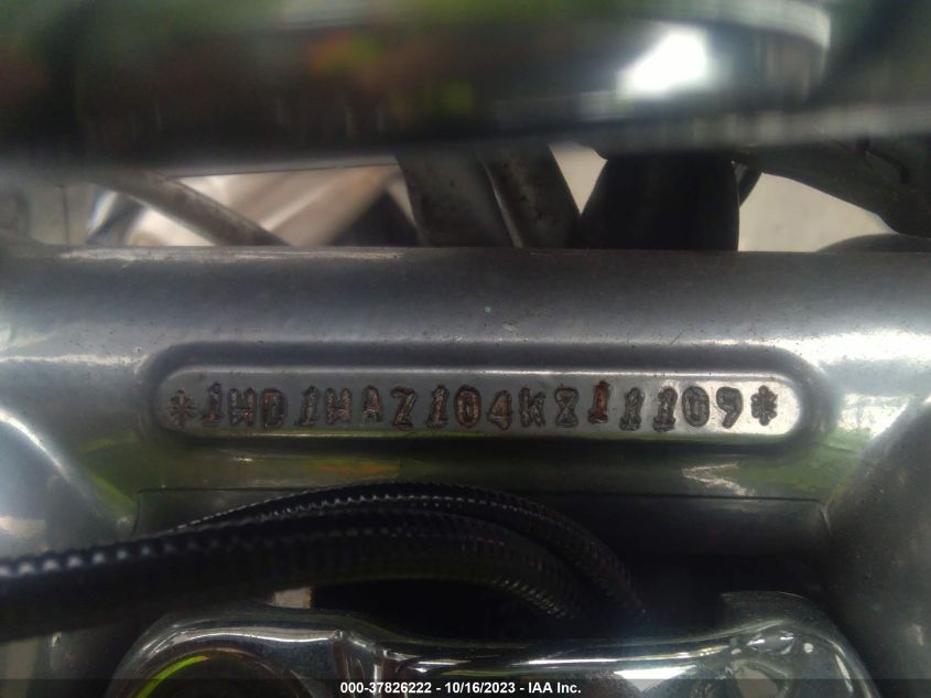 2004 HARLEY-DAVIDSON VRSCA 1HD1HAZ104K811109