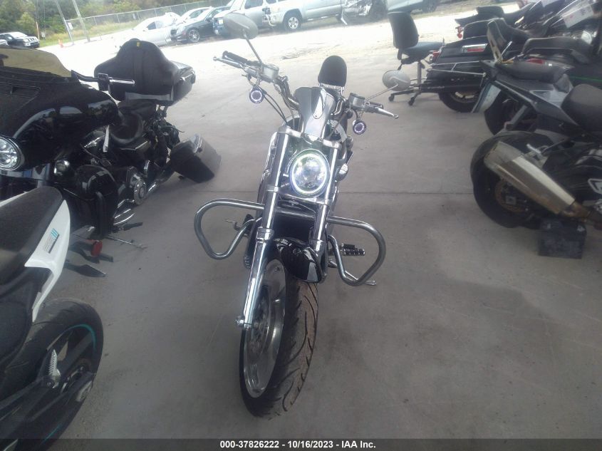 2004 HARLEY-DAVIDSON VRSCA 1HD1HAZ104K811109