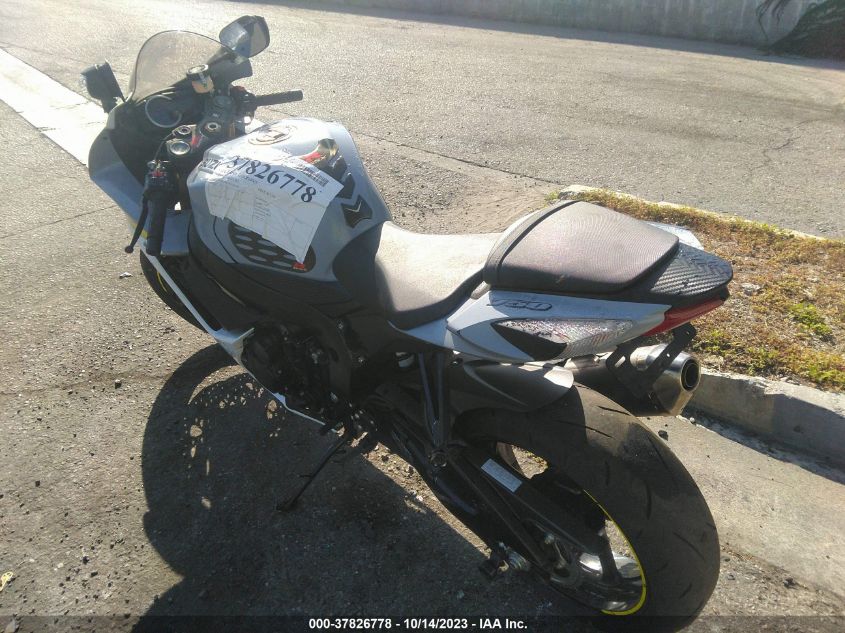 2022 SUZUKI GSX-R750 JS1GR7MA1N7100309