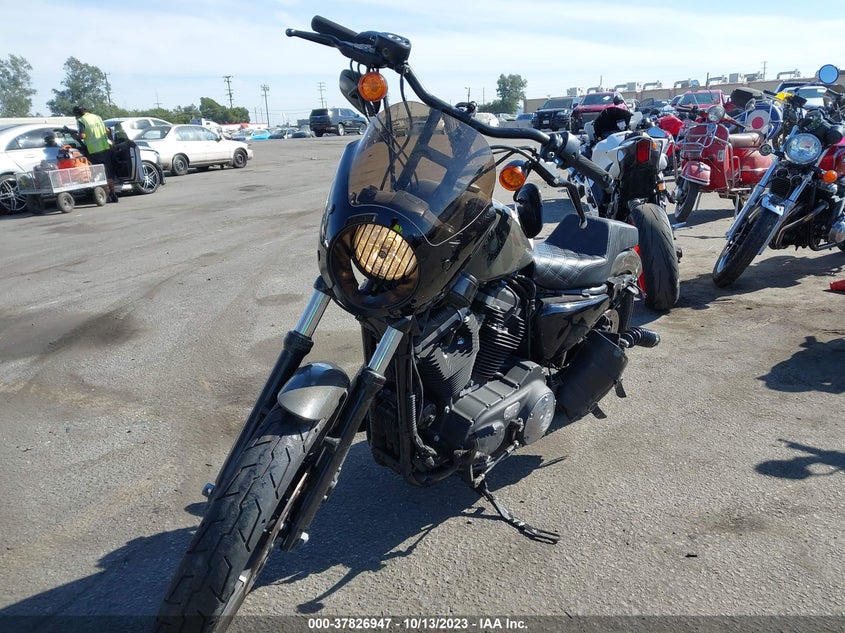VIN 1HD4LE233KC414578 2019 HARLEY-DAVIDSON XL883 N