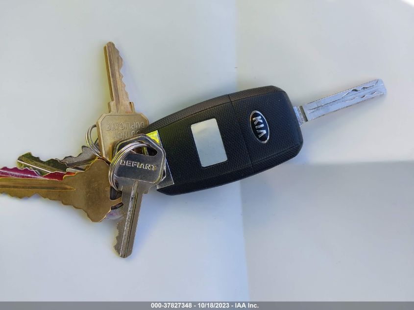 2014 KIA SOUL - KNDJN2A29E7016553