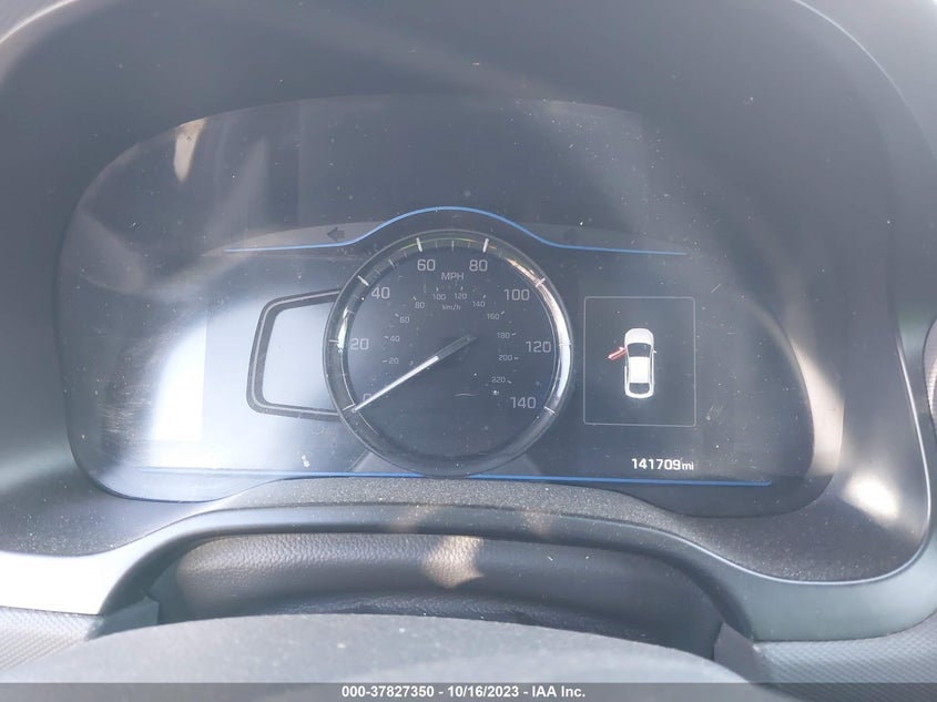 VIN KMHC65LC4HU050396 2017 HYUNDAI IONIQ HYBRID BLUE