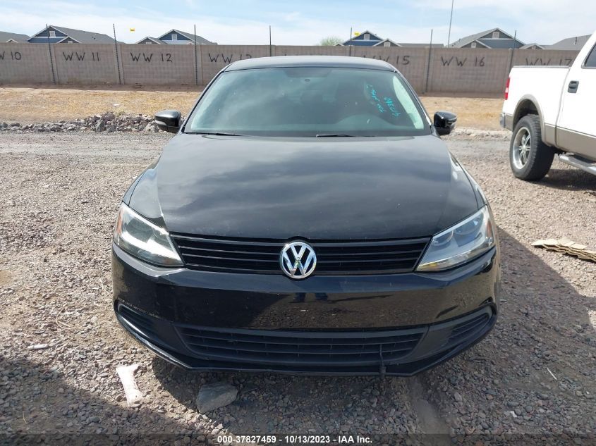 2014 VOLKSWAGEN JETTA SEDAN SE - 3VWD17AJ3EM417340