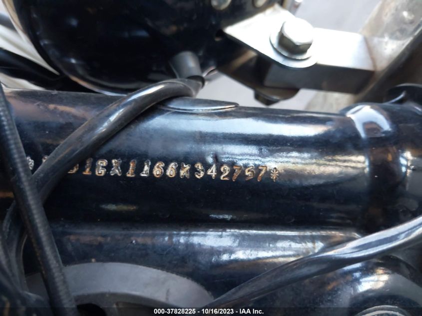 2006 HARLEY-DAVIDSON FXDBI - 1HD1GX1166K342757
