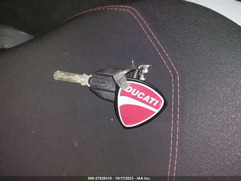 2014 DUCATI SUPERBIKE 899 PANIGALE ZDM14BUW3EB021802