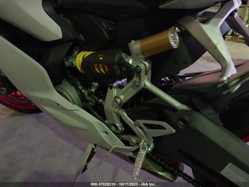 2014 DUCATI SUPERBIKE 899 PANIGALE ZDM14BUW3EB021802