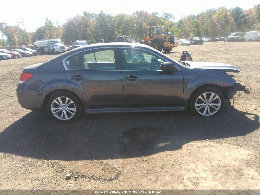 2014 SUBARU LEGACY 2.5I 4S3BMBA68E3033801