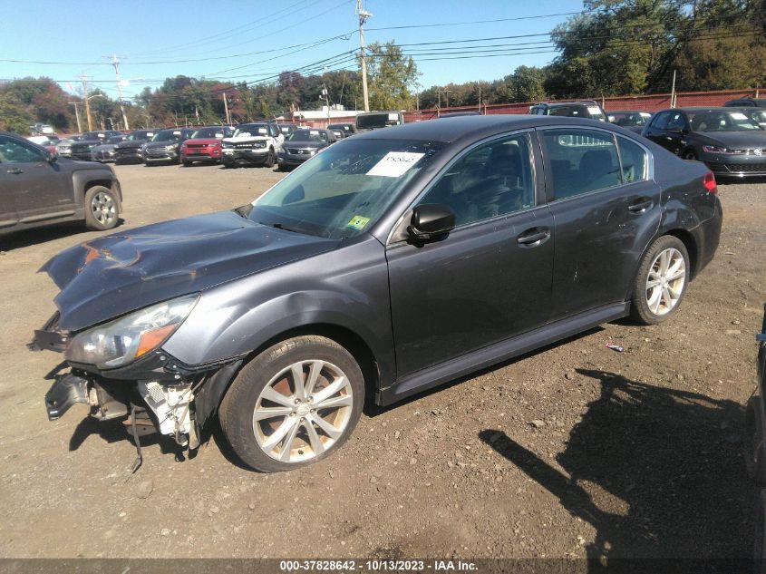 2014 SUBARU LEGACY 2.5I 4S3BMBA68E3033801