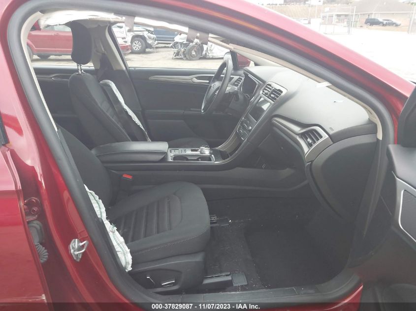 2019 FORD FUSION SE - 3FA6P0HD9KR153529