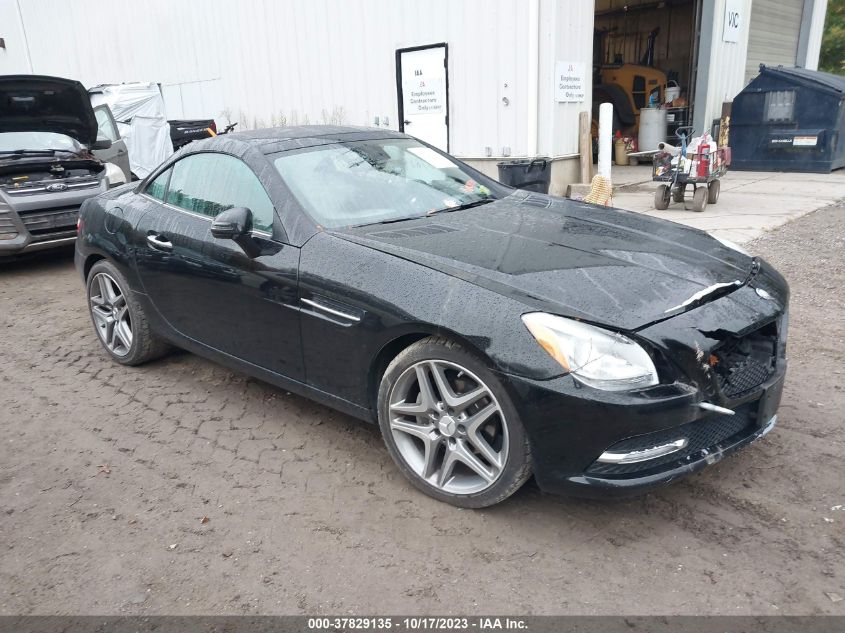 2013 MERCEDES-BENZ SLK-CLASS SLK 250 - WDDPK4HA4DF050129