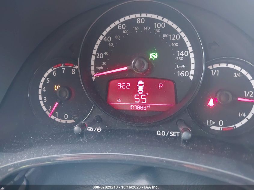 2015 VOLKSWAGEN BEETLE COUPE 1.8T FLEET EDITION - 3VWF17AT1FM648264