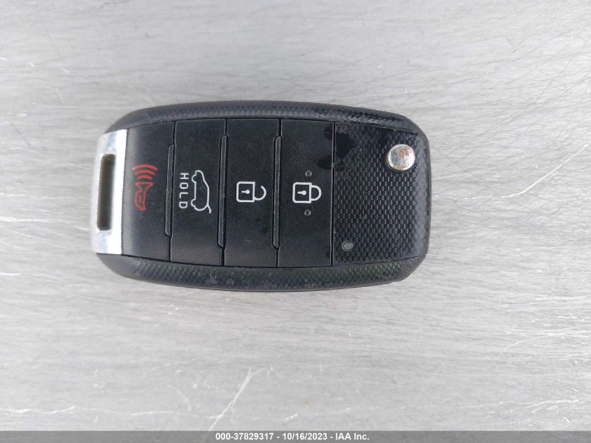 2014 KIA SOUL + - KNDJP3A53E7014470