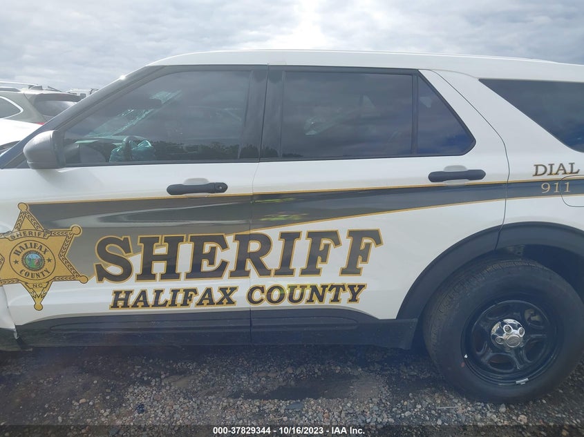 VIN 1FM5K8AB9NGC36056 2022 FORD POLICE INTERCEPTOR