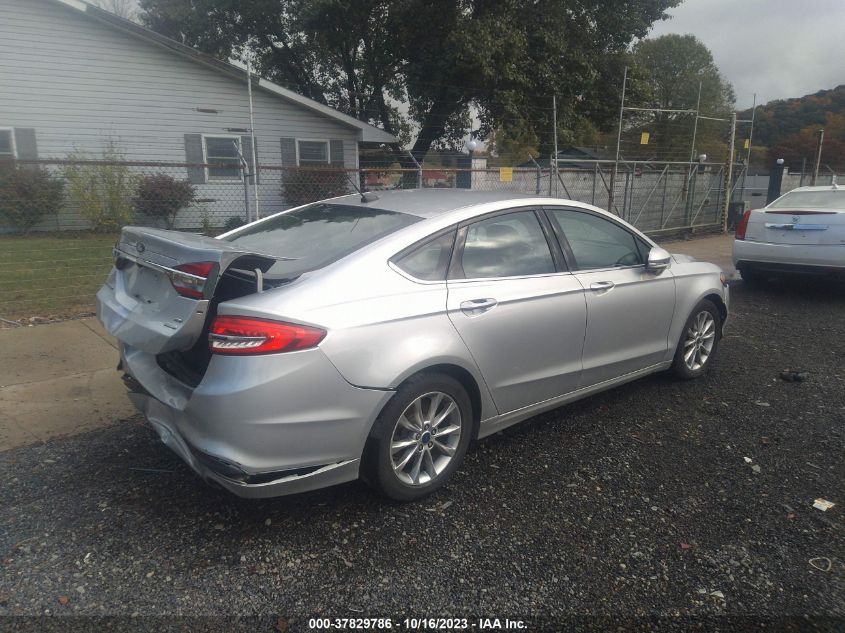 2017 FORD FUSION SE - 3FA6P0HD8HR136942