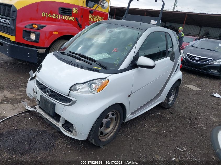 2015 SMART FORTWO PASSION/PURE WMEEJ3BA7FK808161