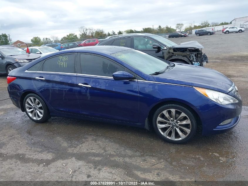 2013 HYUNDAI SONATA SE - 5NPEC4AC6DH811100