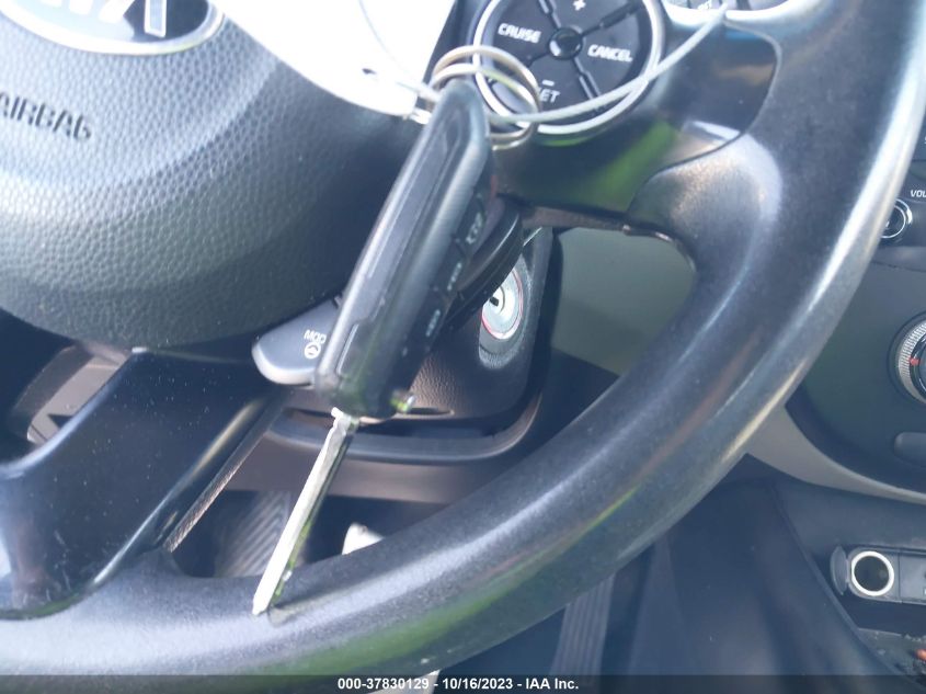 2014 KIA SOUL BASE - KNDJN2A29E7062884