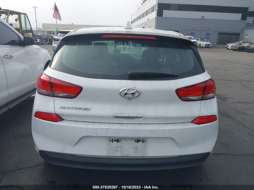 2018 HYUNDAI ELANTRA GT - KMHH35LE5JU075233