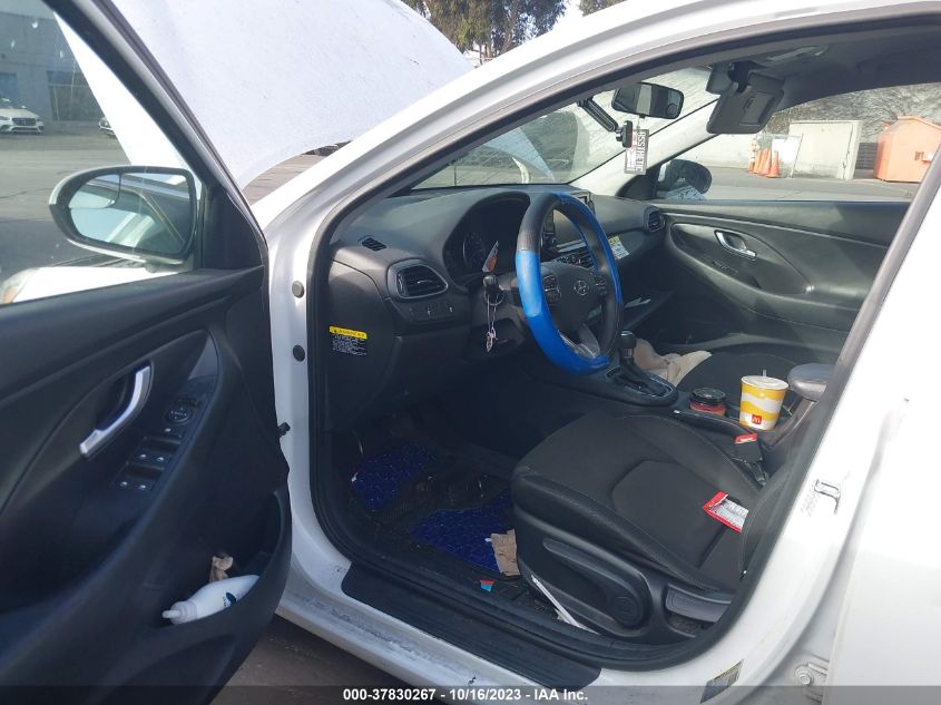 2018 HYUNDAI ELANTRA GT - KMHH35LE5JU075233