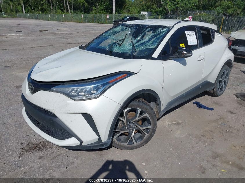 NMTKHMBX7LR112832 Toyota C-HR XLE/LE/LIMITED 2