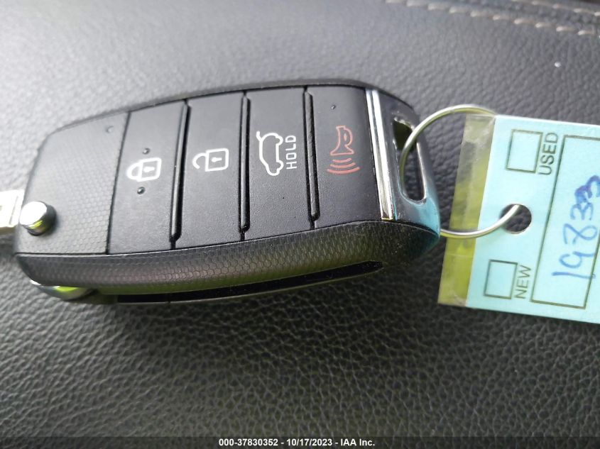 2018 KIA SPORTAGE LX - KNDPMCAC5J7408788