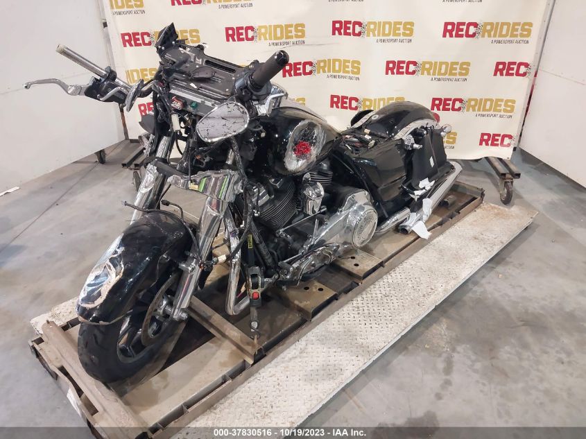 2019 HARLEY-DAVIDSON FLHT 1HD1FVC28KB661469
