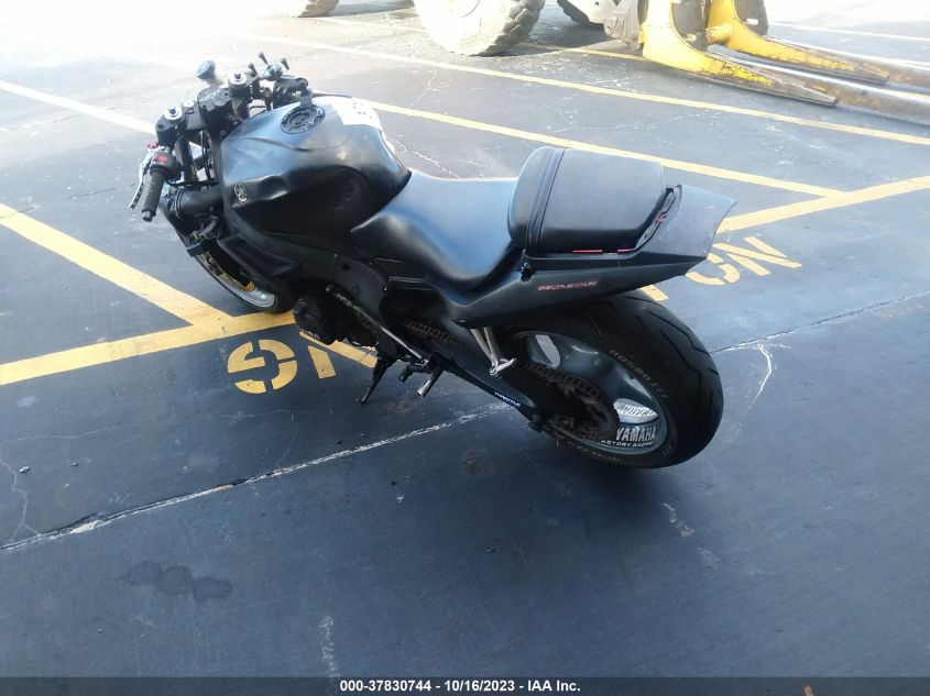 2003 YAMAHA YZFR6 L - JYARJ06EX3A001514