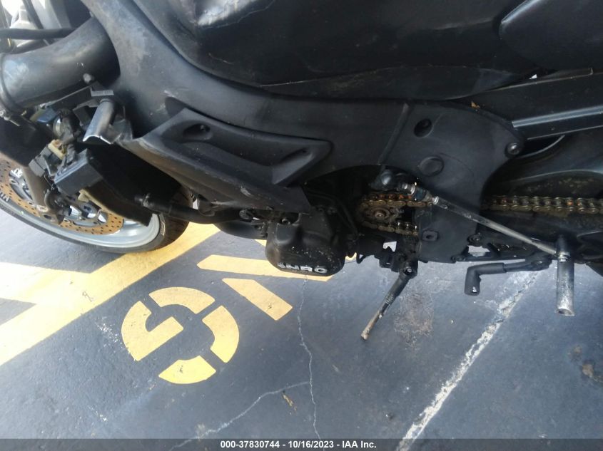 2003 YAMAHA YZFR6 L - JYARJ06EX3A001514