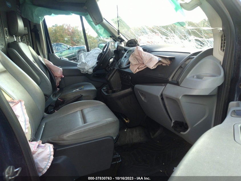 VIN 1FTYR1CM0JKB27446 2018 FORD TRANSIT VAN