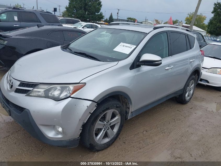 2015 TOYOTA RAV4 XLE - 2T3RFREV3FW331576