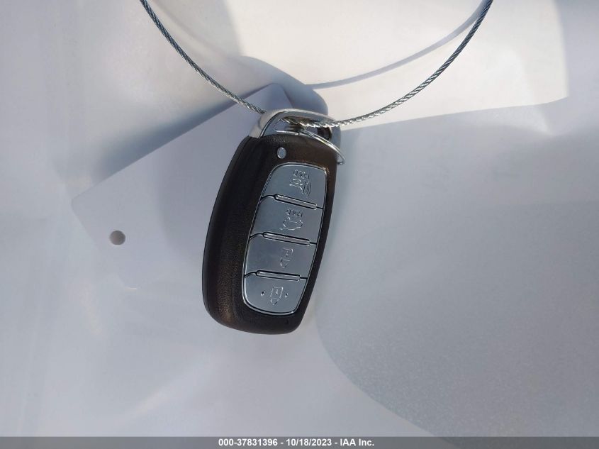 2020 HYUNDAI TUCSON SEL - KM8J33AL7LU134924