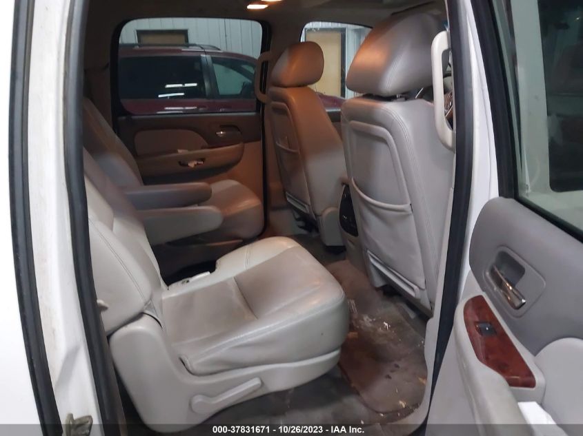 2013 CHEVROLET SUBURBAN 1500 LTZ 1GNSKKE78DR106550