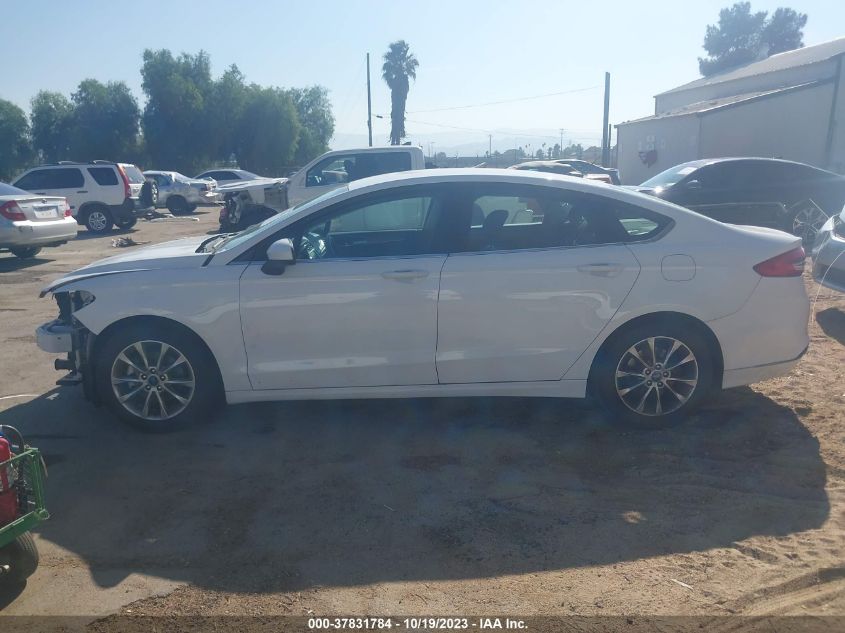 2017 FORD FUSION SE - 3FA6P0HD1HR275827