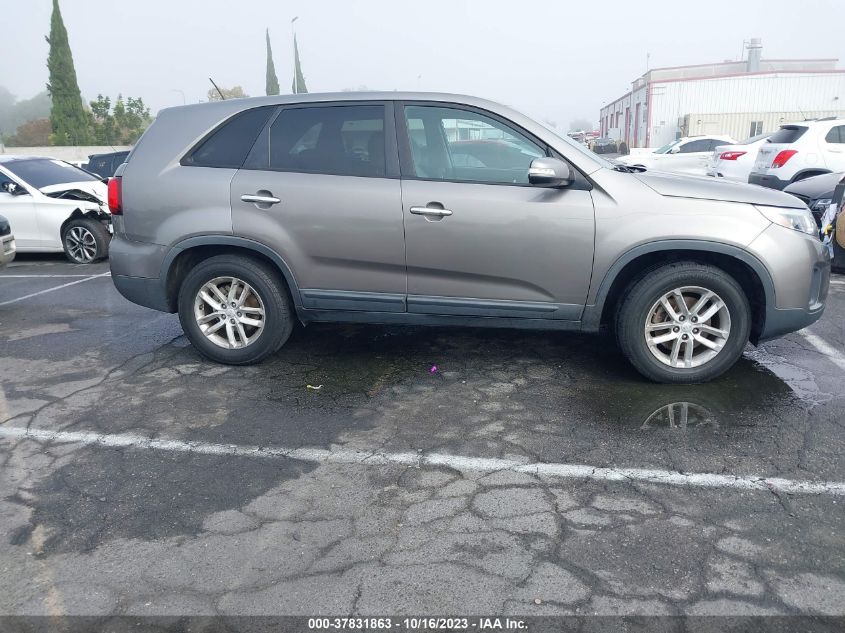 2015 KIA SORENTO LX - 5XYKT3A65FG583513