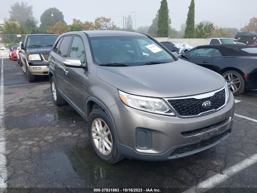 2015 KIA SORENTO LX - 5XYKT3A65FG583513