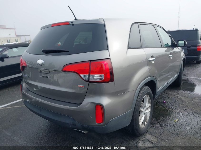 2015 KIA SORENTO LX - 5XYKT3A65FG583513