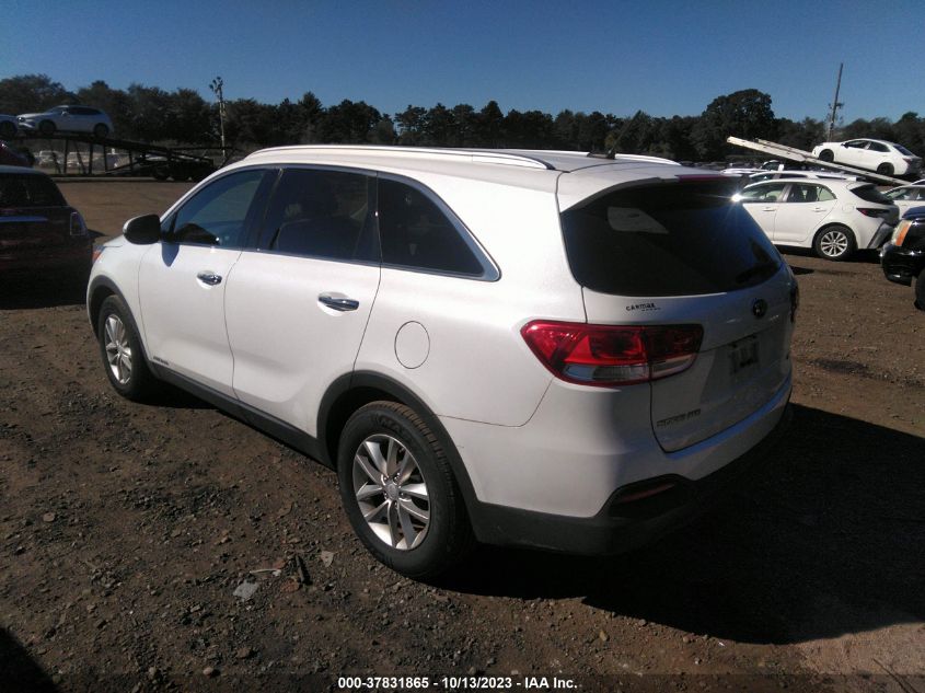 2016 KIA SORENTO LX - 5XYPGDA59GG179820