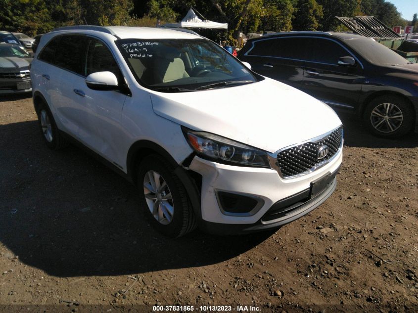 2016 KIA SORENTO LX - 5XYPGDA59GG179820