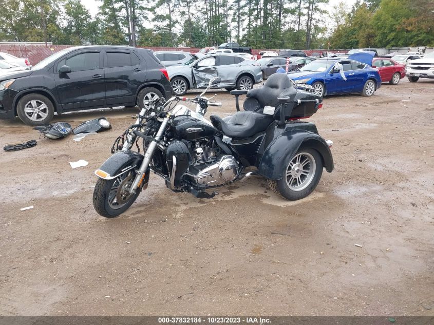 2014 HARLEY-DAVIDSON FLHTCUTG TRI GLIDE ULTRA 1HD1MAL11EB854959