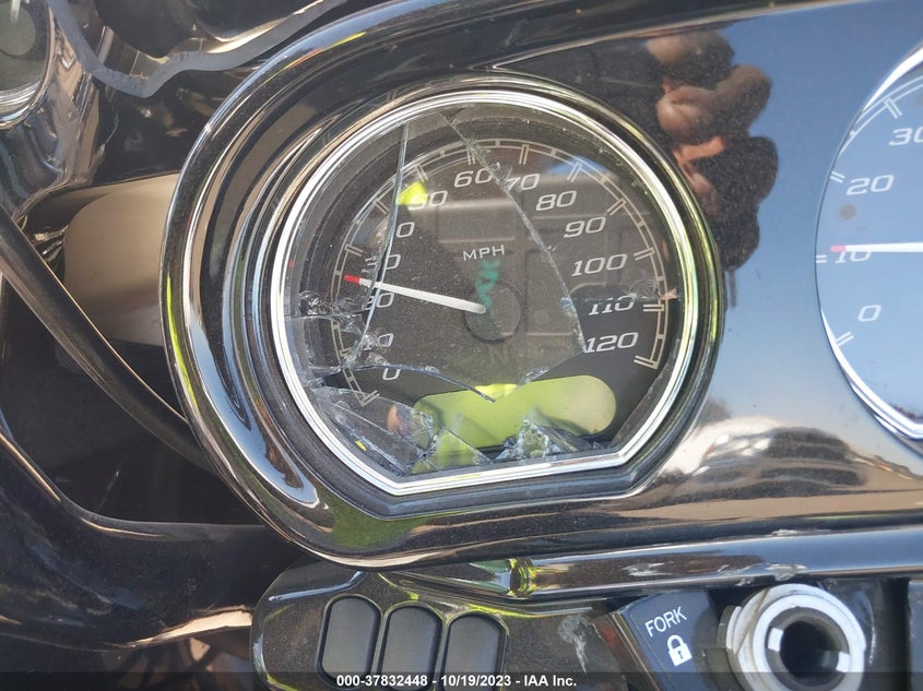 VIN 1HD1KTP10MB667142 2021 HARLEY-DAVIDSON FLTRXS