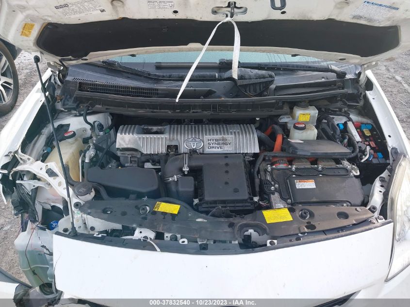 2015 TOYOTA PRIUS FOUR - JTDKN3DU5F0398369