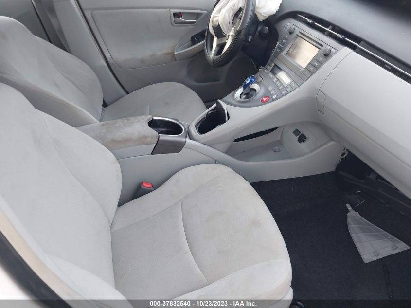 2015 TOYOTA PRIUS FOUR - JTDKN3DU5F0398369