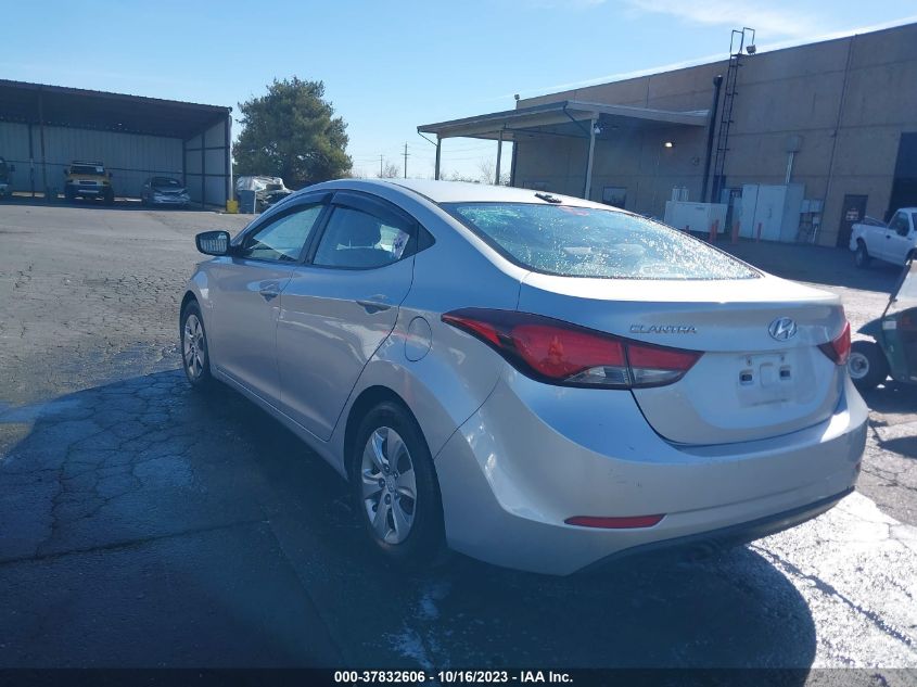 2016 HYUNDAI ELANTRA SE - KMHDH4AE8GU581838